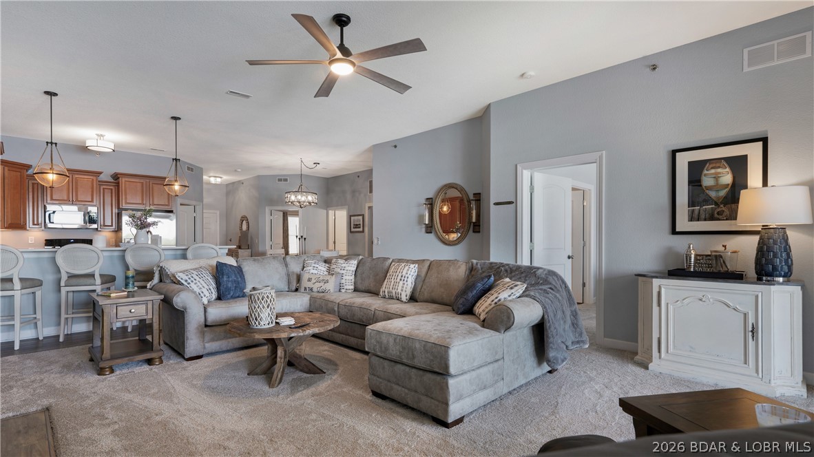Royale Palms Vista - Residential