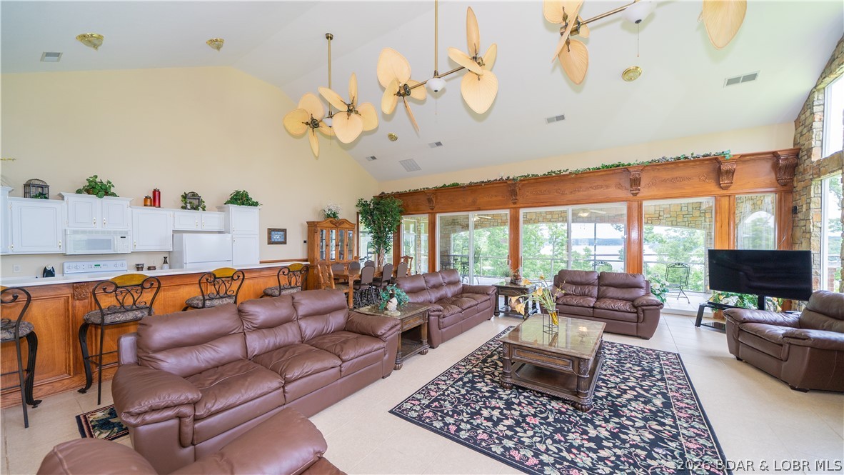 Royale Palms Vista - Residential