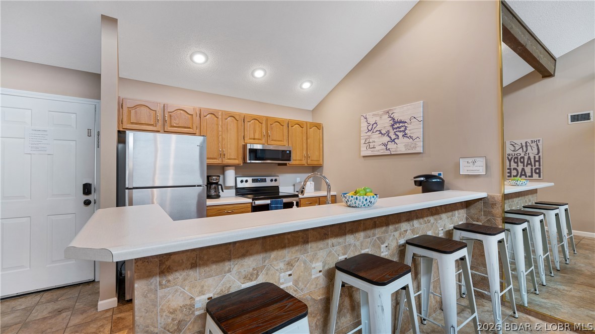 Pelican Bay Condominium - Residential