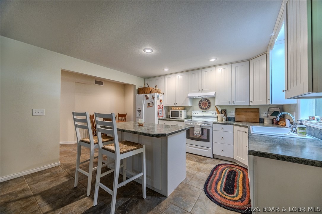 Chas-merkle Estates - Residential