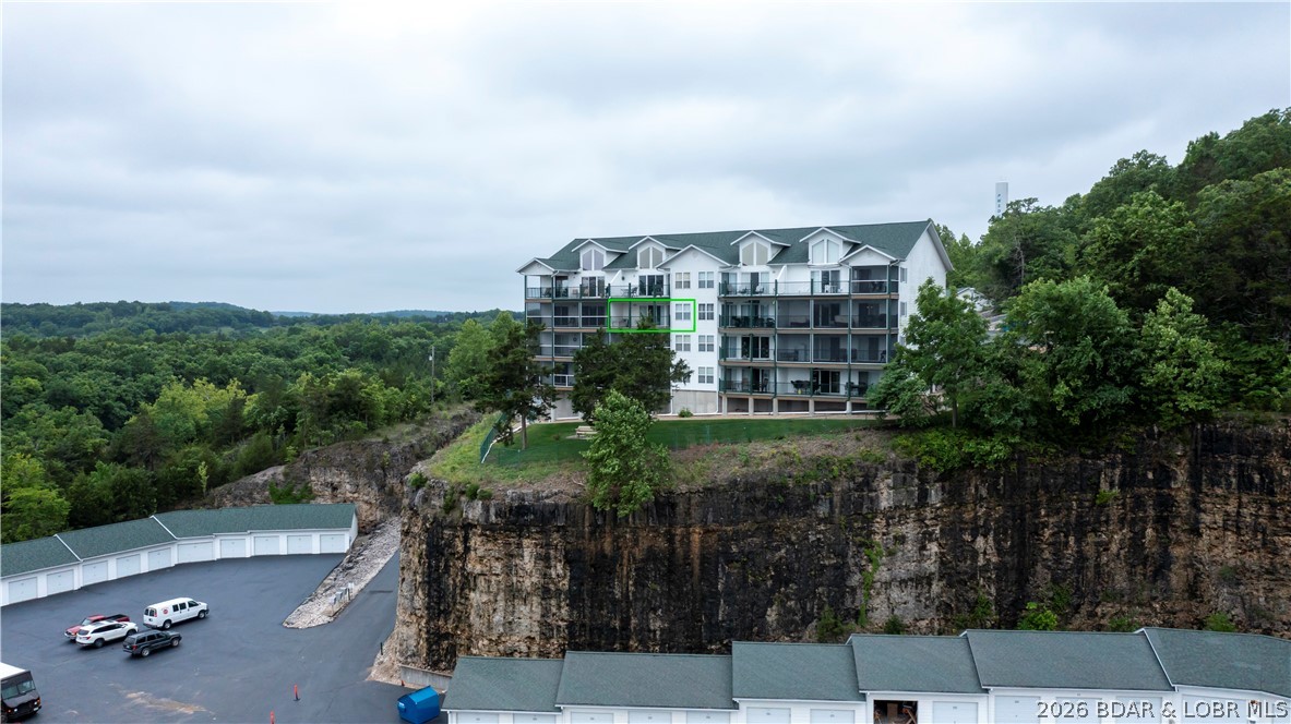 Cedar Heights Condominium - Residential