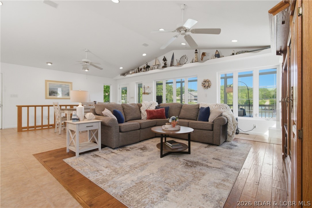 Mockingbird Beach - Residential