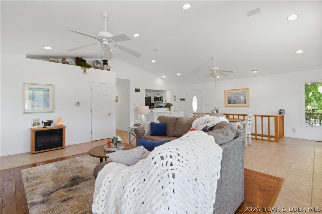 Mockingbird Beach - Residential