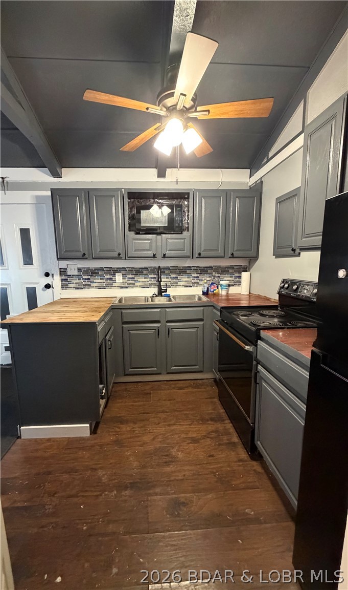 Wilderness Way - Residential