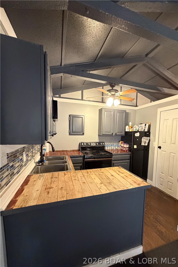 Wilderness Way - Residential