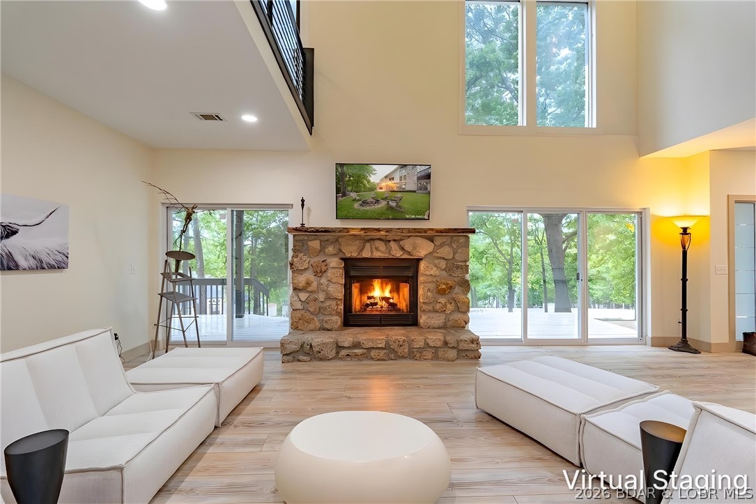 Four Seasons - Residential