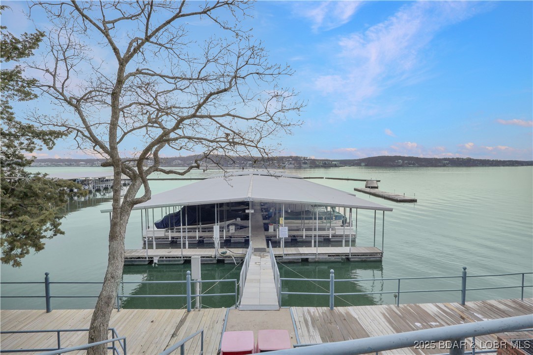 Palisades Condominium - Residential