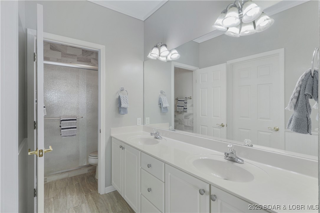 Palisades Condominium - Residential