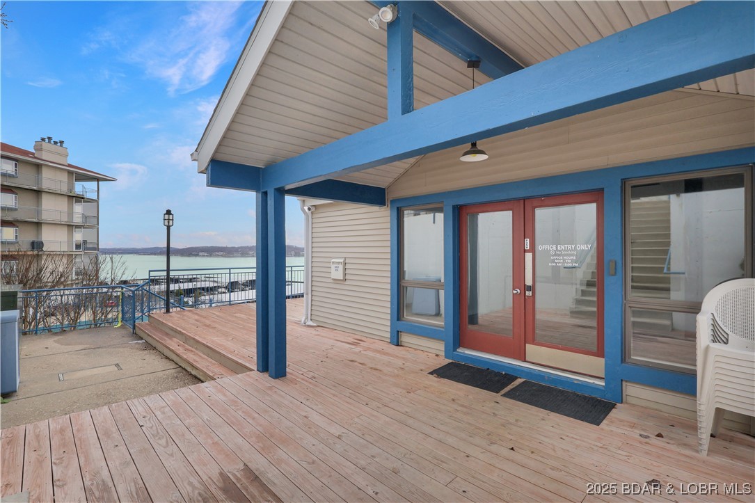 Palisades Condominium - Residential