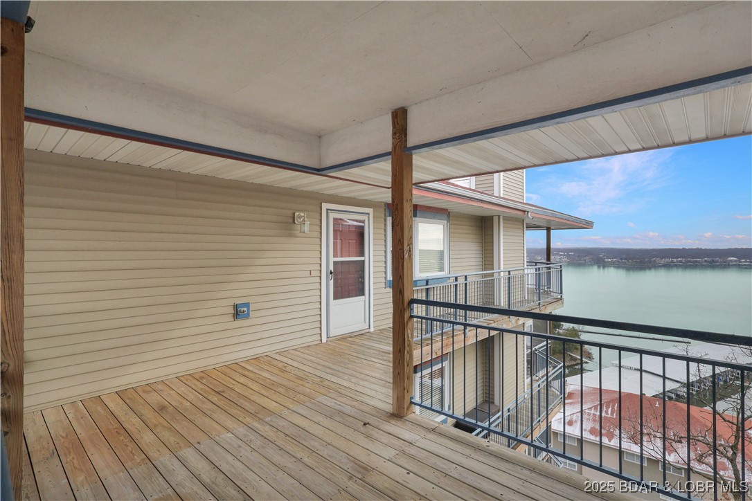 Palisades Condominium - Residential