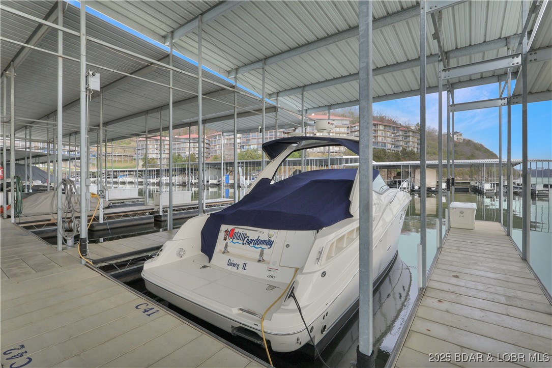 Palisades Condominium - Residential