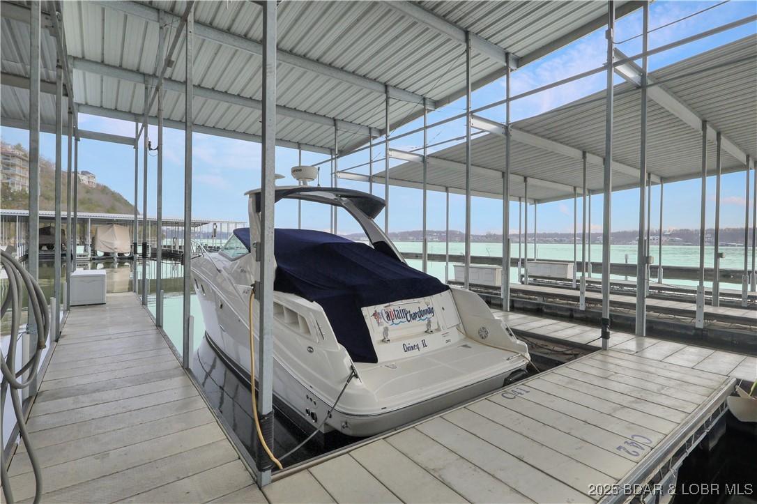 Palisades Condominium - Residential