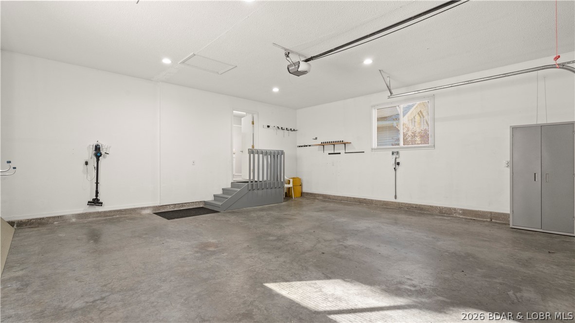 Cayman Beach - Residential