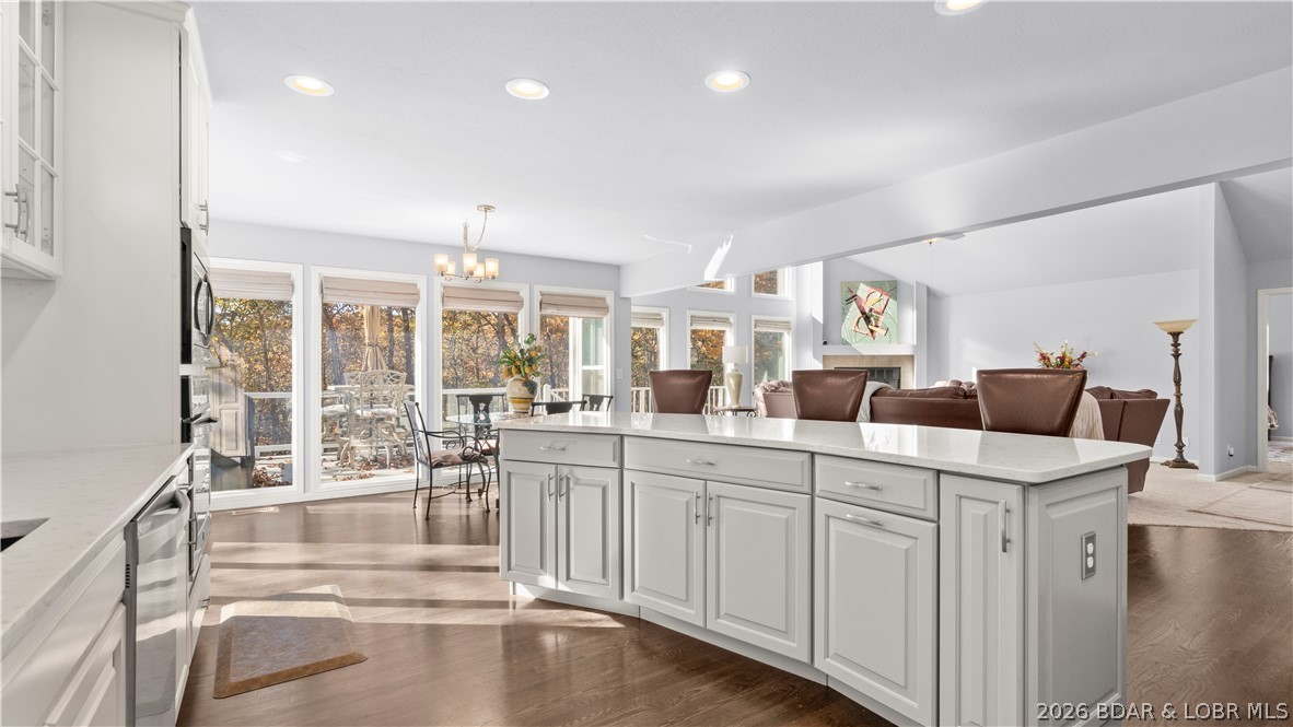 Cayman Beach - Residential