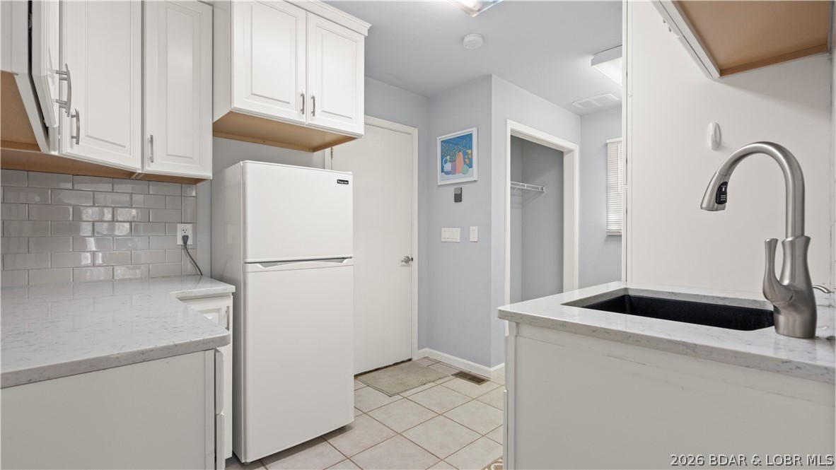 Cayman Beach - Residential