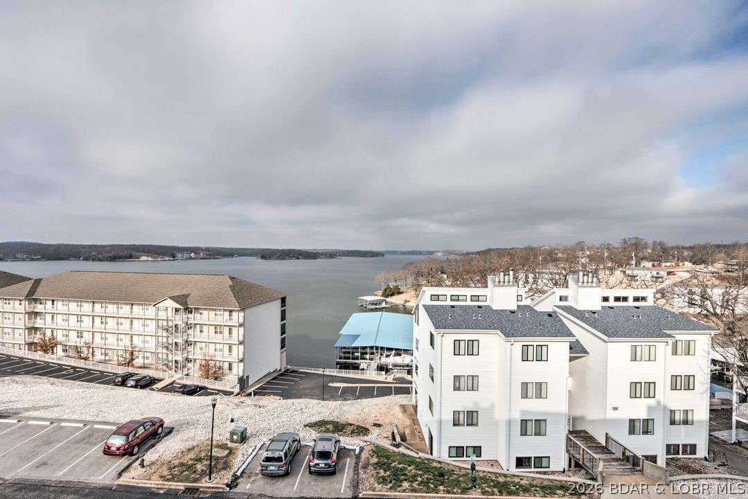 Compass Pointe - Residential