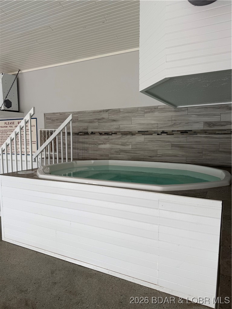 Southwood Shores Condominium - Residential