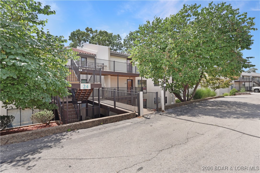 Four Seasons Racqt-Cntry Club - Residential