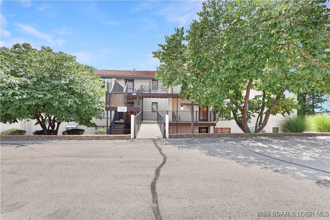 Four Seasons Racqt-Cntry Club - Residential