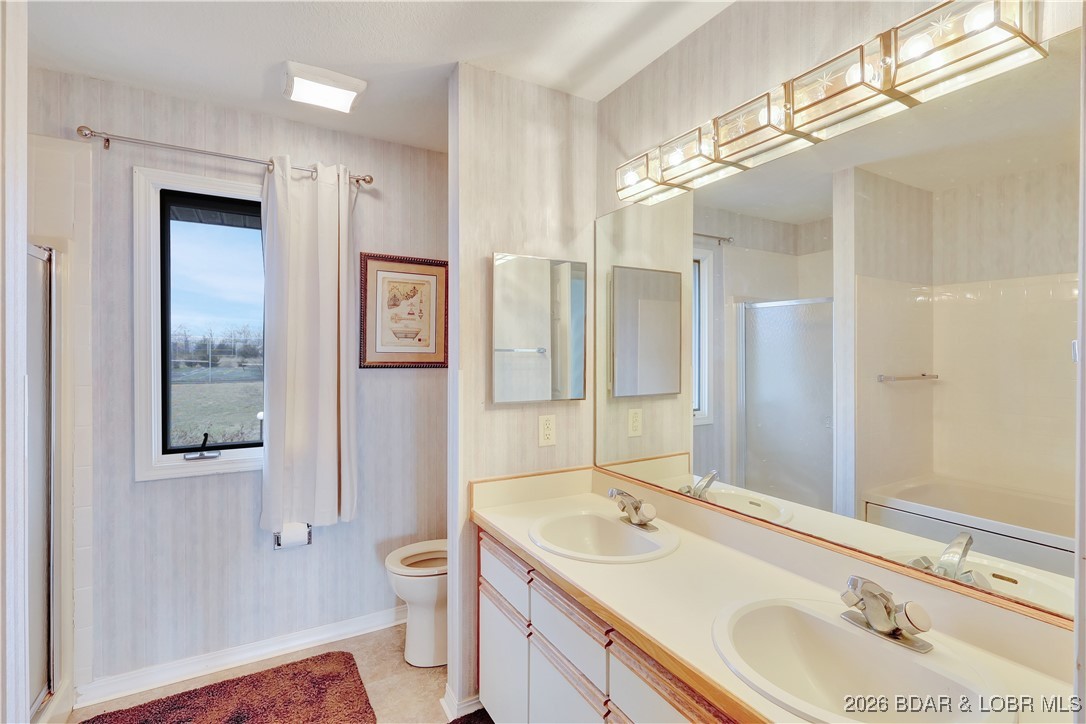 Four Seasons Racqt-Cntry Club - Residential