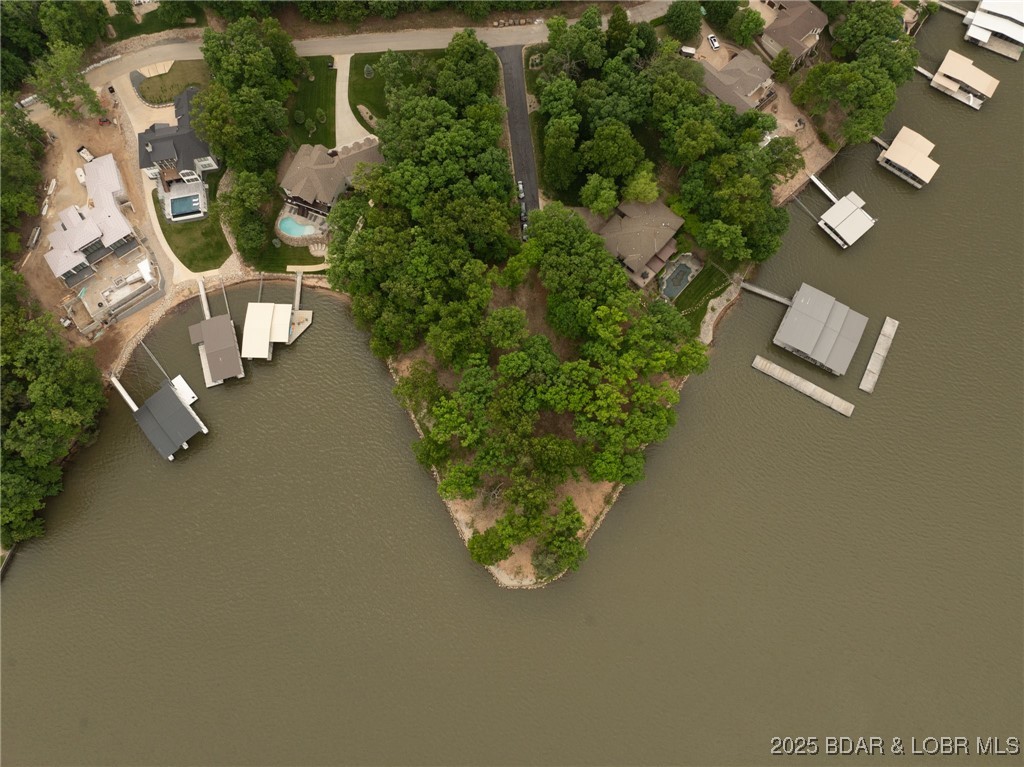 La Riva Est III - Land