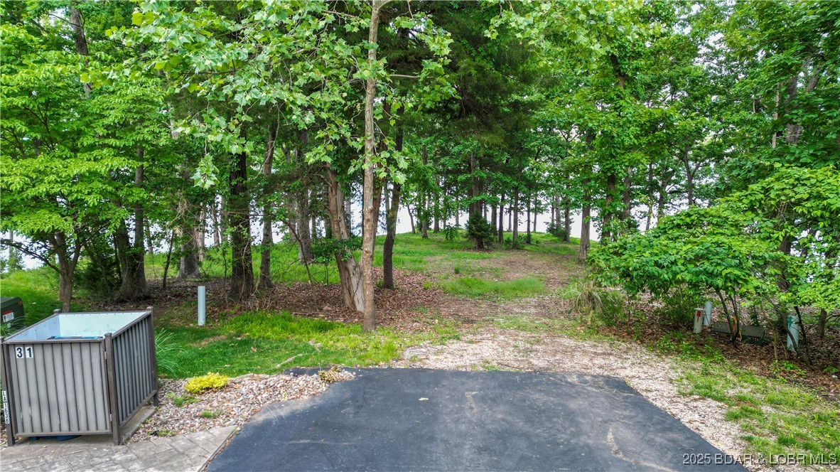 La Riva Est III - Land