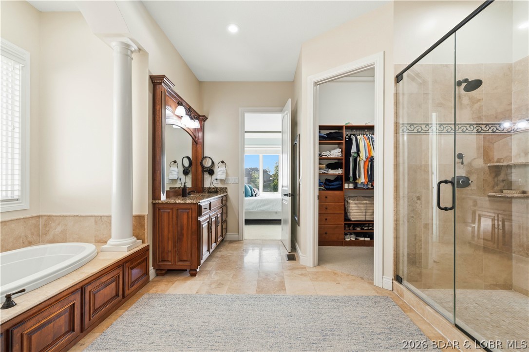 Forestridge Village At Shawnee - Residential