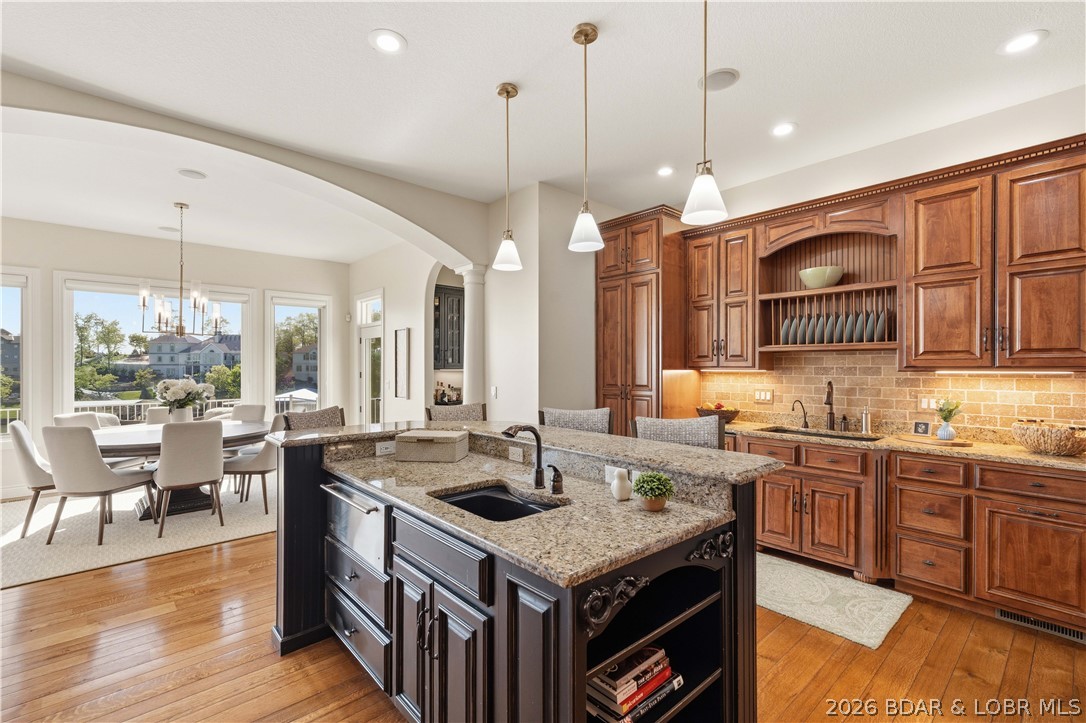 Forestridge Village At Shawnee - Residential