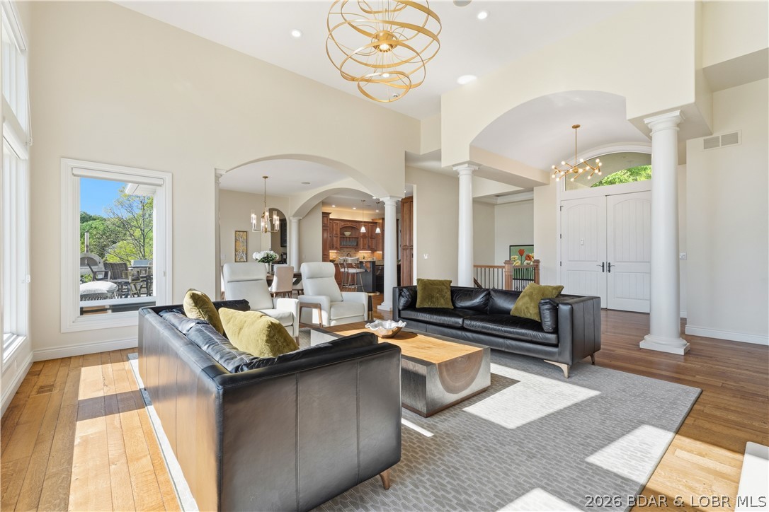 Forestridge Village At Shawnee - Residential