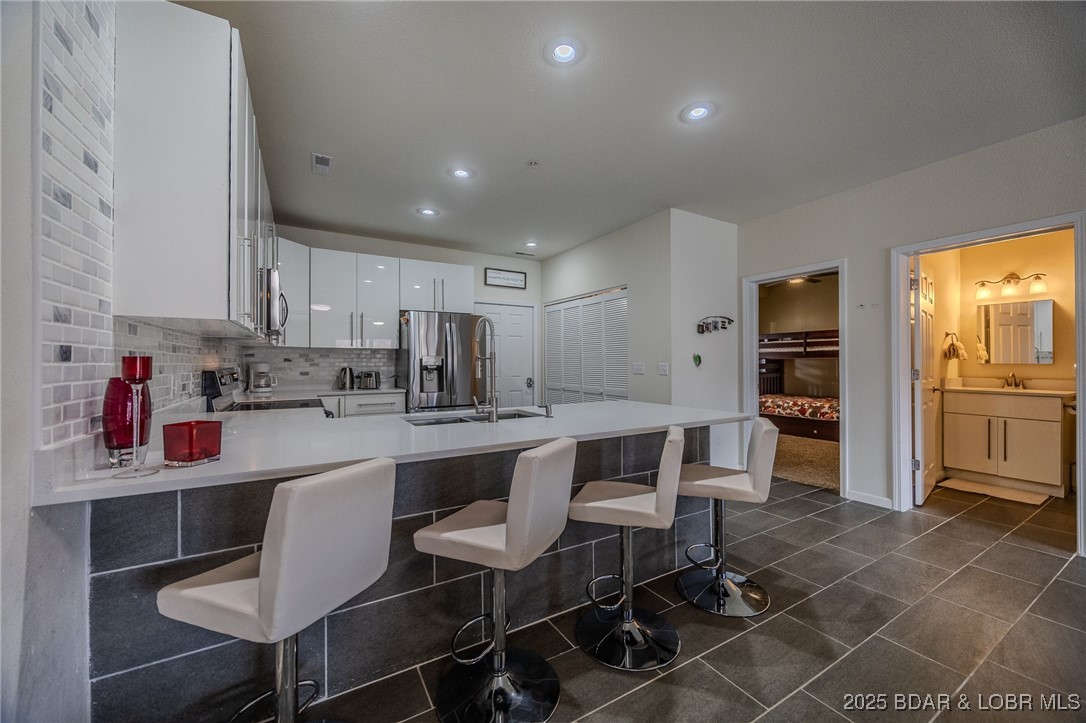 Lochhaven Condominium Subdiv - Residential