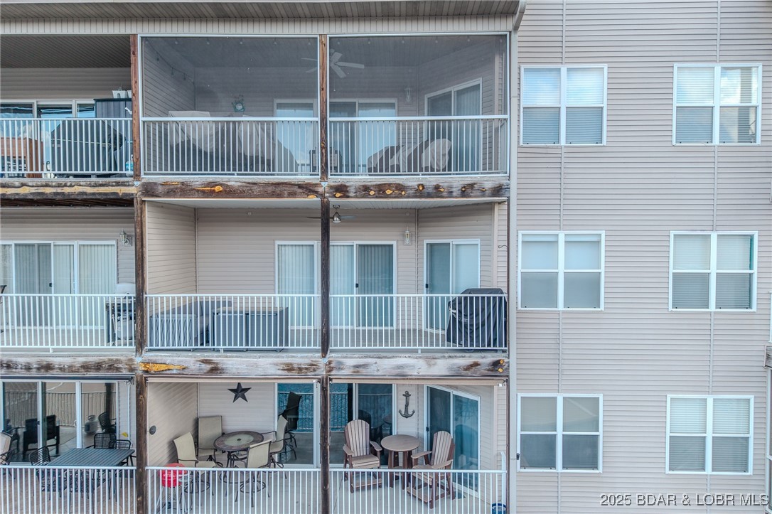 Lochhaven Condominium Subdiv - Residential