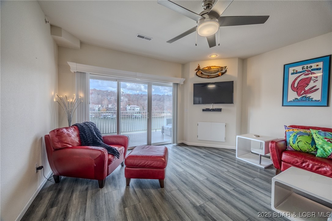 Lochhaven Condominium Subdiv - Residential