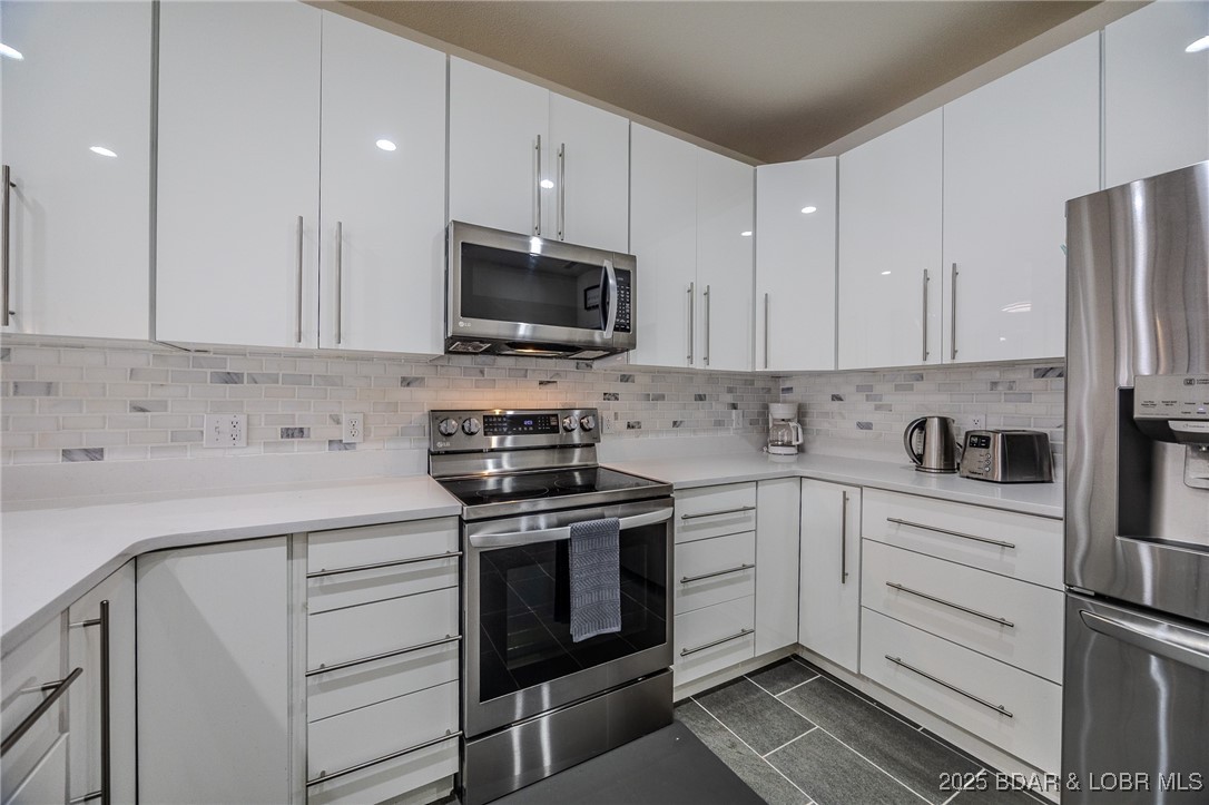 Lochhaven Condominium Subdiv - Residential