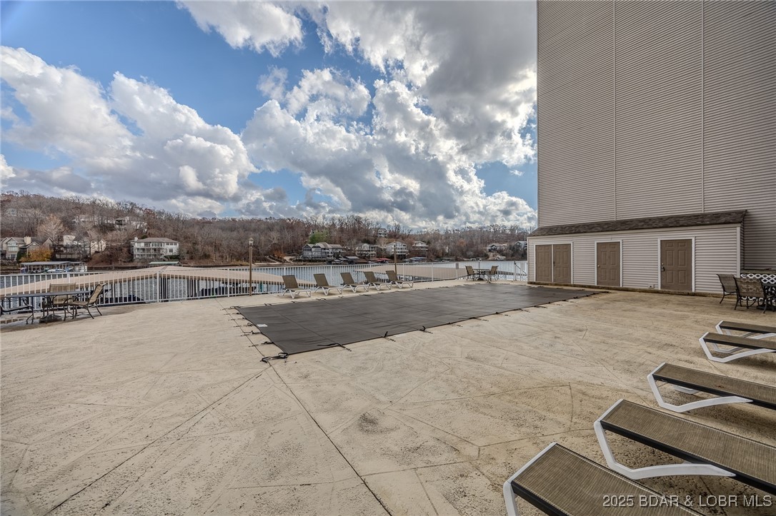 Lochhaven Condominium Subdiv - Residential