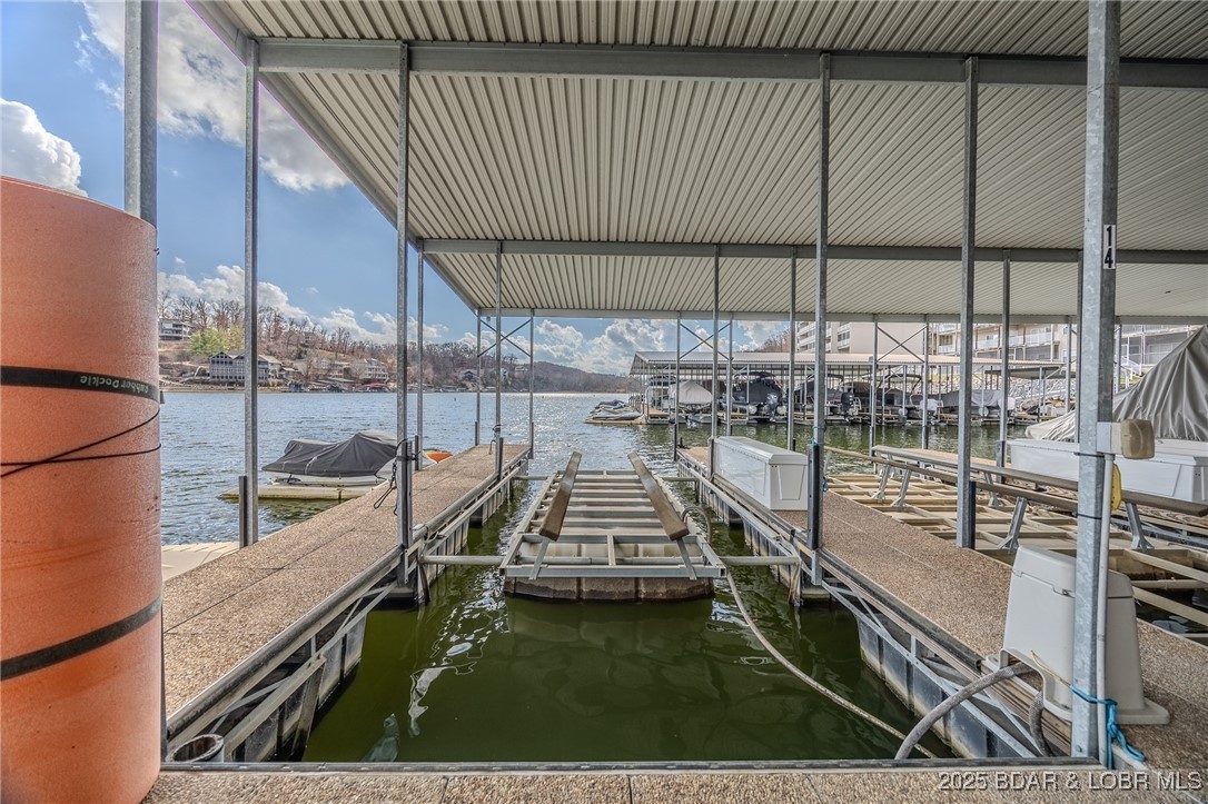 Lochhaven Condominium Subdiv - Residential