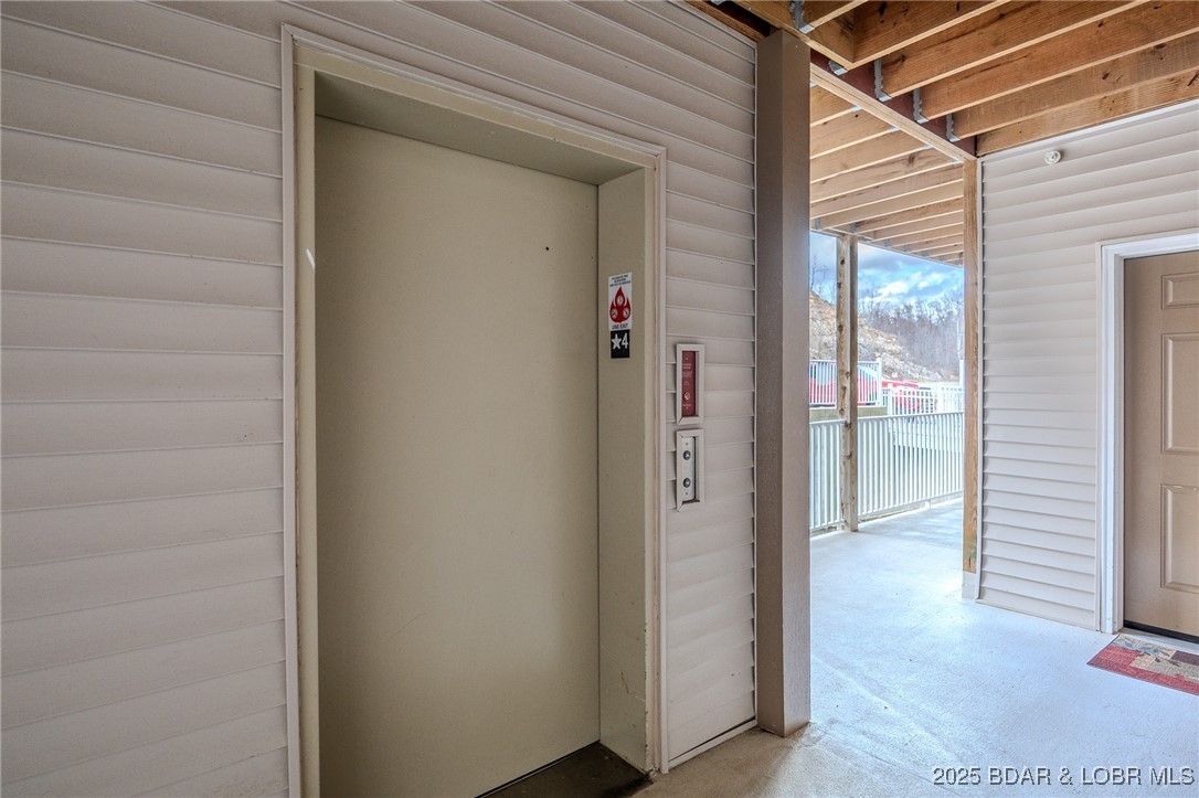 Lochhaven Condominium Subdiv - Residential