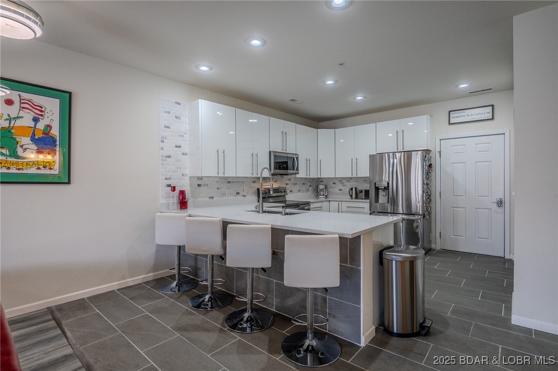 Lochhaven Condominium Subdiv - Residential