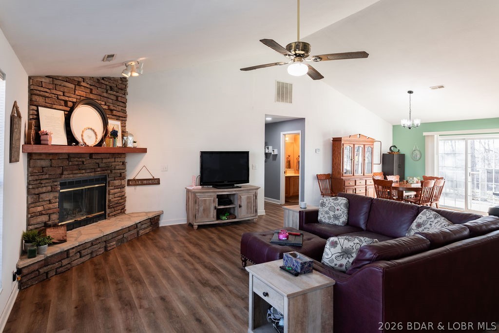 Cinnamon Hollow - Residential