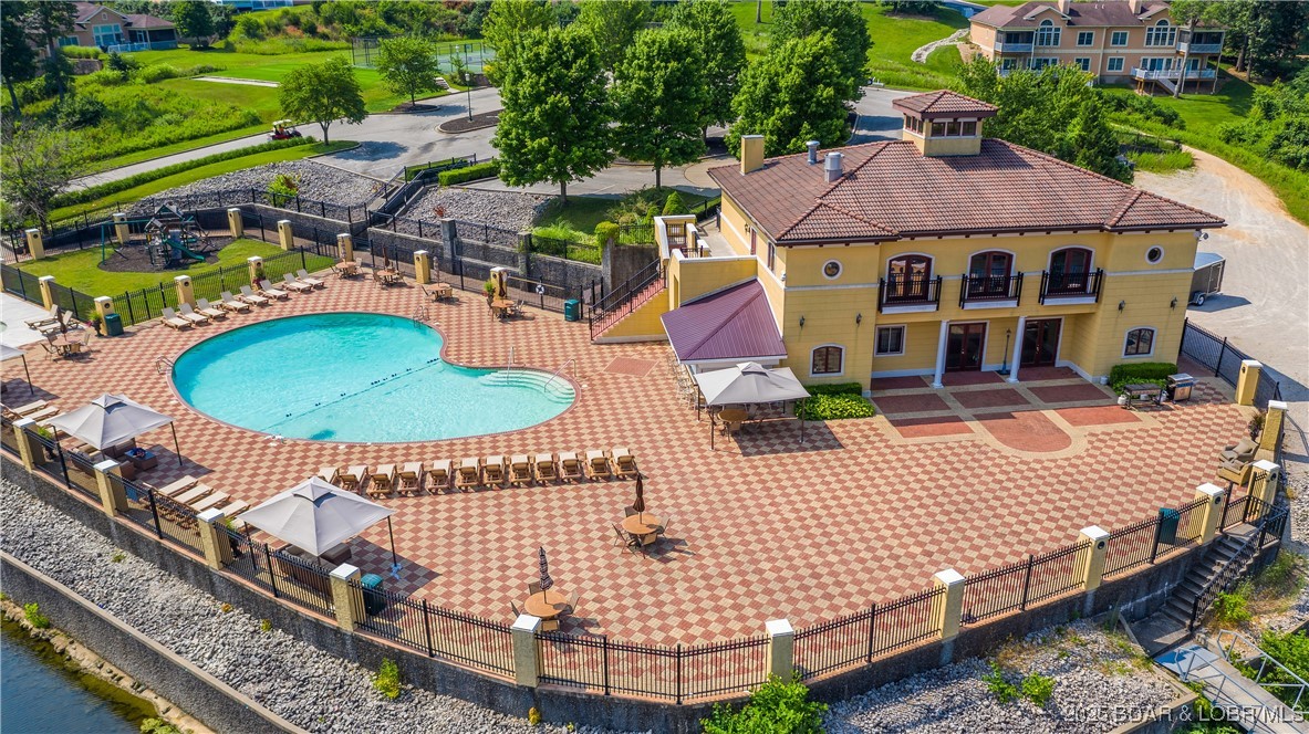 Grand Point No. 2 - Residential