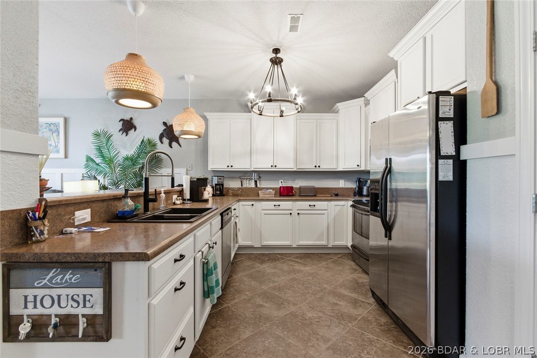 Sunset Palms Condominium - Residential