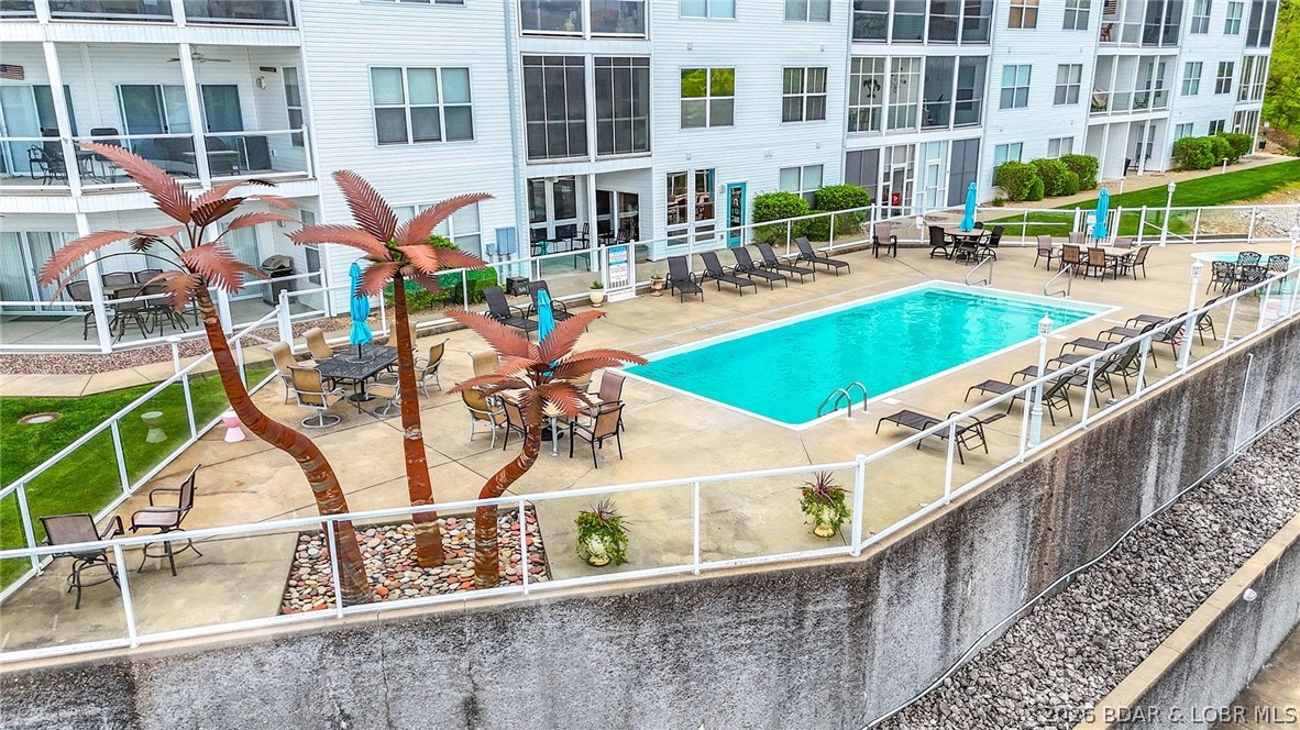 Sunset Palms Condominium - Residential