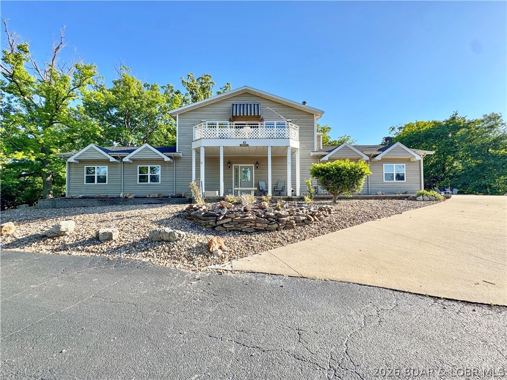 Hickory Grove - Residential