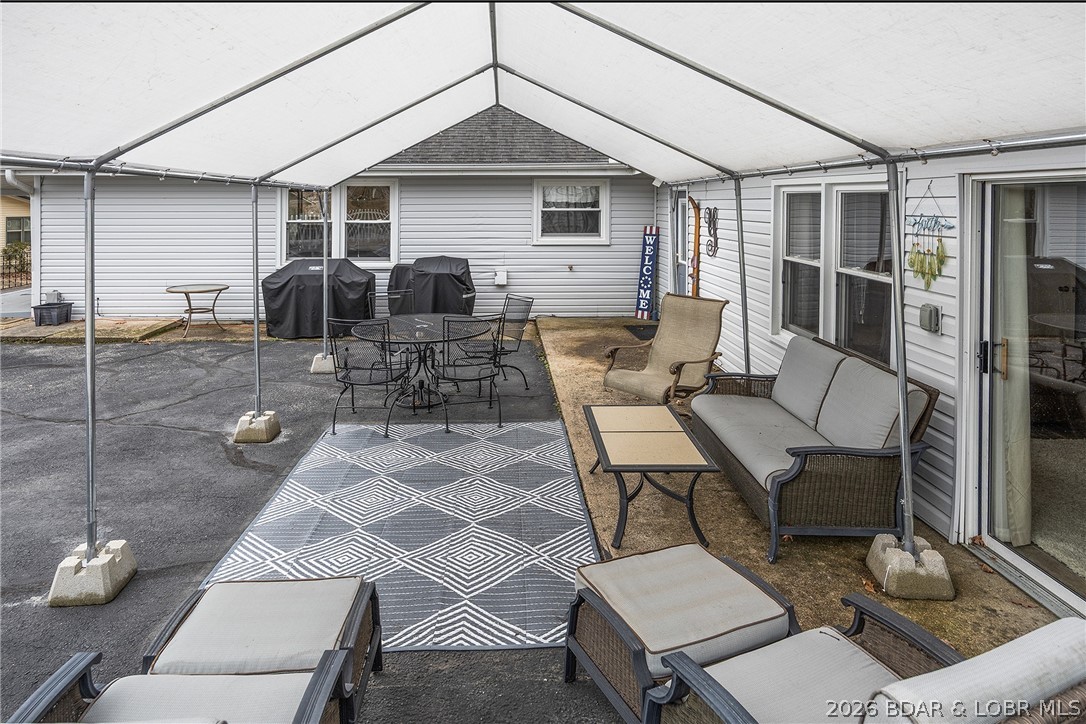 Happy Days - Residential