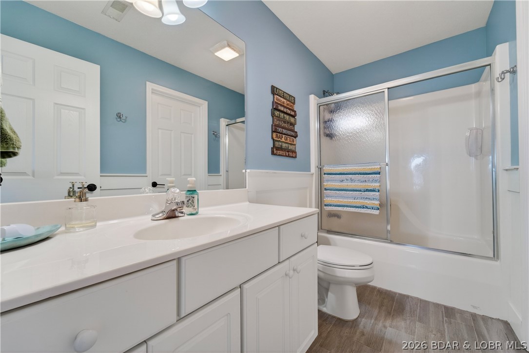 Palisades Condominium - Residential