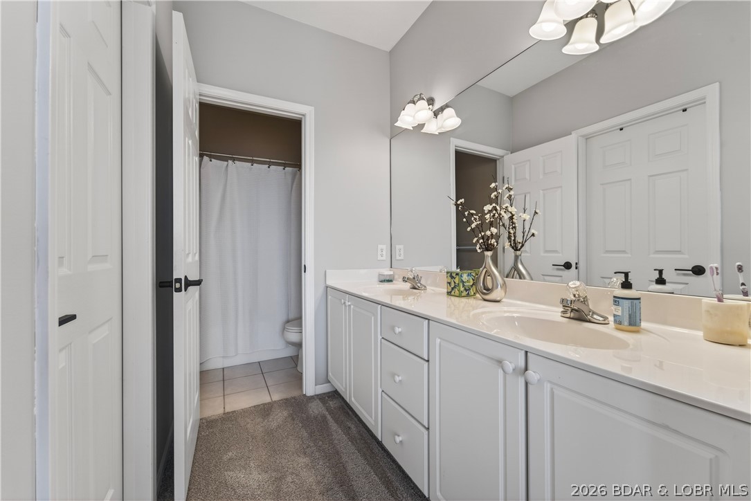 Palisades Condominium - Residential