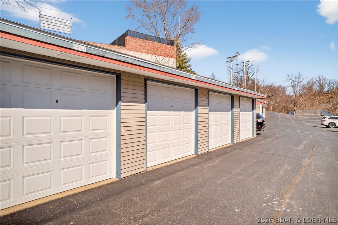 Palisades Condominium - Residential