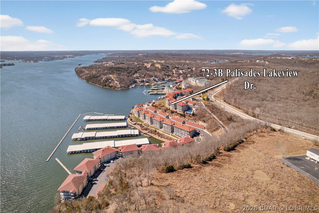 Palisades Condominium - Residential