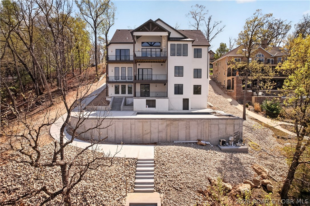 Grand Point - Residential