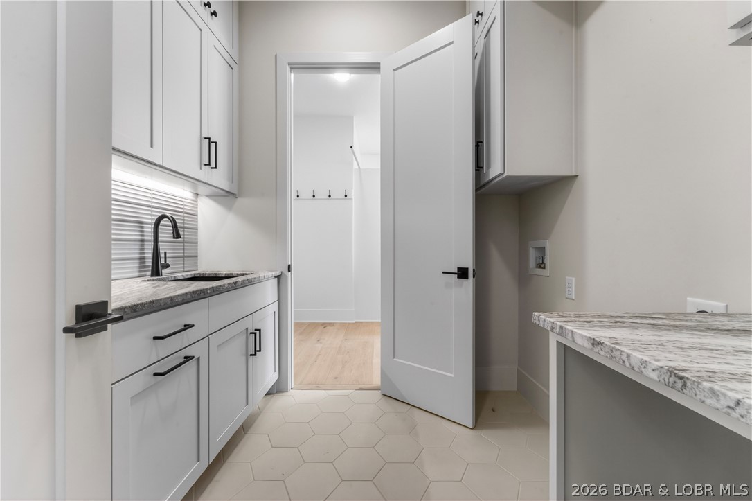 Grand Point - Residential