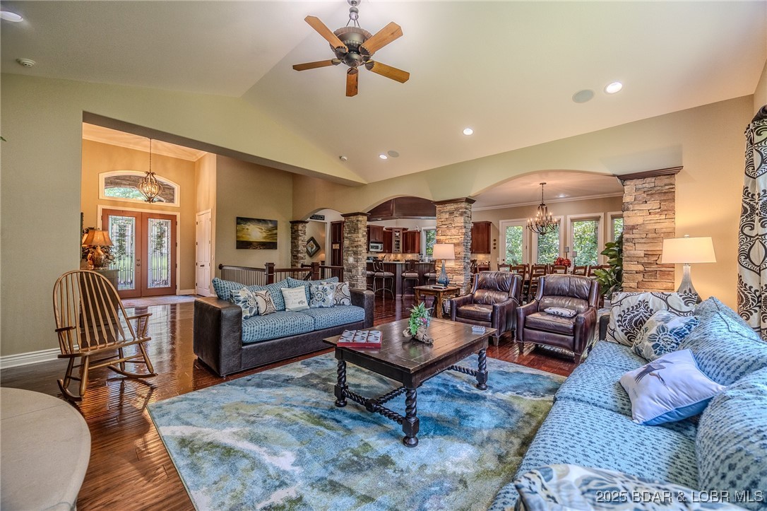 La Riva Est - Residential